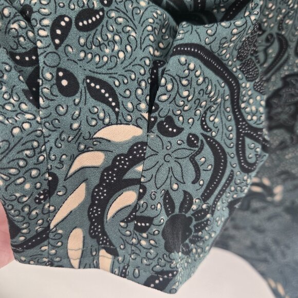 Melloday Green Black Dark Floral Puff Sleeves Long Sleeve Blouse Size 2x - Picture 3 of 11